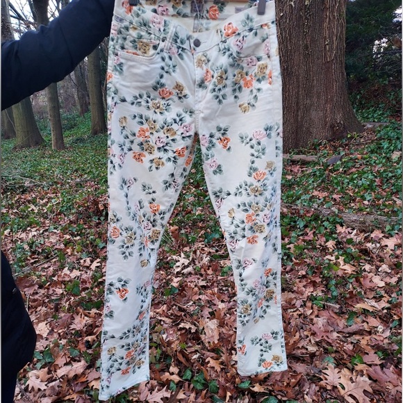 Citizen of Humanity Mandy High Waisted Jeans - Picture 12 of 14